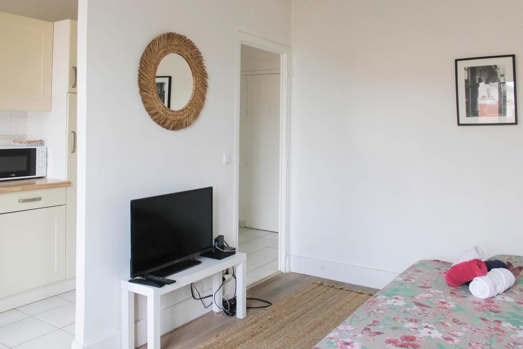 Cozy Apartment At The Gates Of Paris Le Pré-Saint-Gervais エクステリア 写真